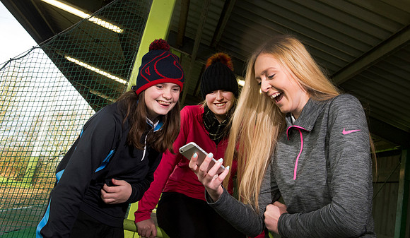 LB_Girls_Golf_Rocks_Gloucs_1232