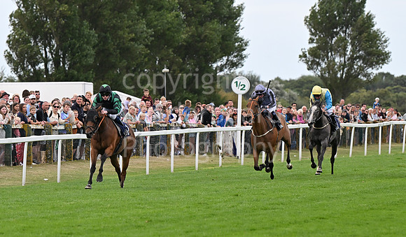Gt_Yarm_25_Aug_Family_Raceday_2024-238