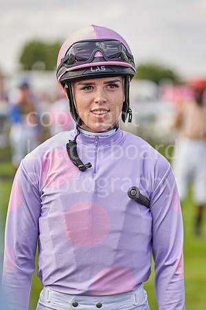 Great Yarmouth  Race Six 11th Aug 2021 0454