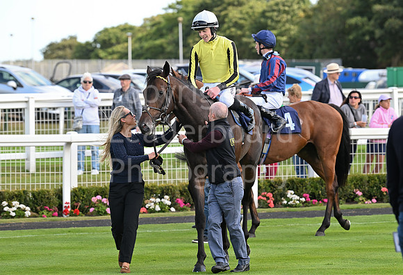 Gt_Yarm_25_Aug_Family_Raceday_2024-80