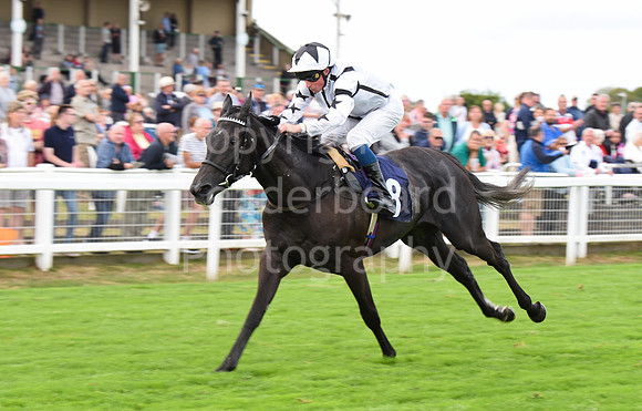 Gt_Yarm_Races_13_Sept8-108