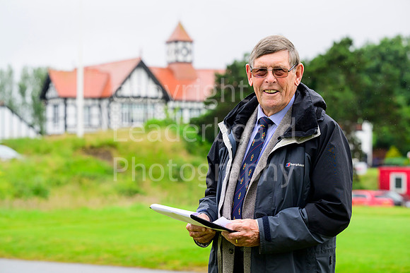 Z91_1368