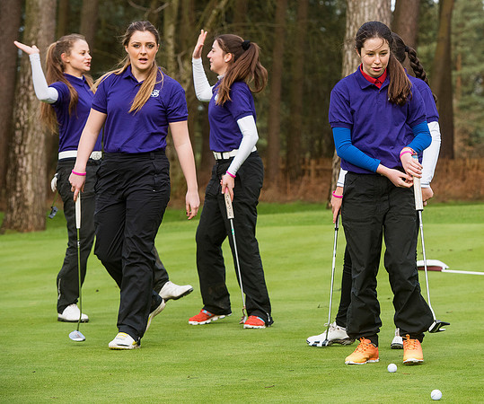 LB16_Girls_Golf_Rocks_Woburn