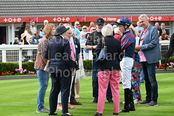 Gt_Yarm_25_Aug_Family_Raceday_2024-43