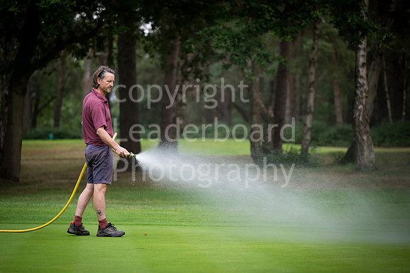 NB_003_Under_25_Woburn