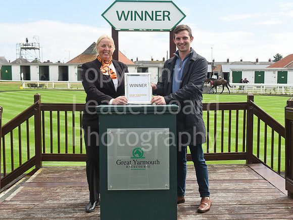 Gt_Yarm_Races_7th_July2021_Presentations-4