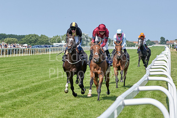 Great Yarmouth  Race 3 11th Aug 2021 0276