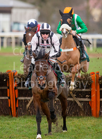 NB_012_Fakenham_New_Year_Races