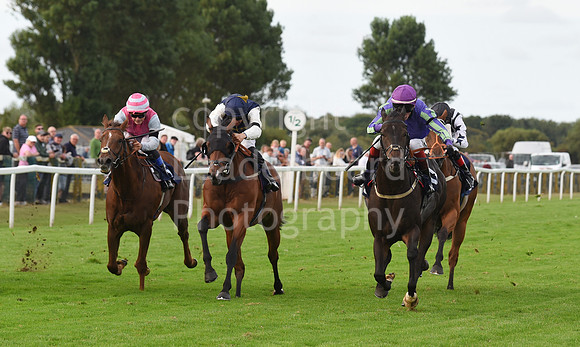 Gt_Yarm_Races_13_Sept8-223