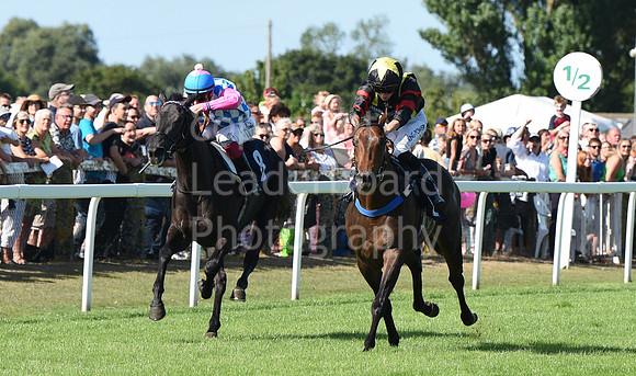 Gt_Yarm_Races_28_Aug_2022-91