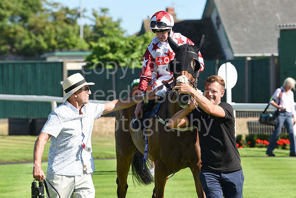 Gt_Yarm_Races_10_Aug_2022-131