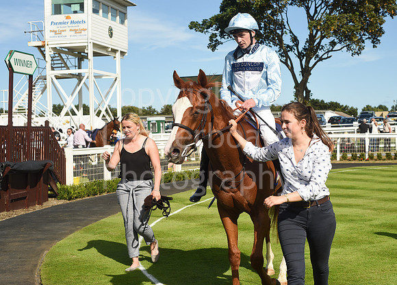 Gt_Yarm_Races_28_Aug_2022-128