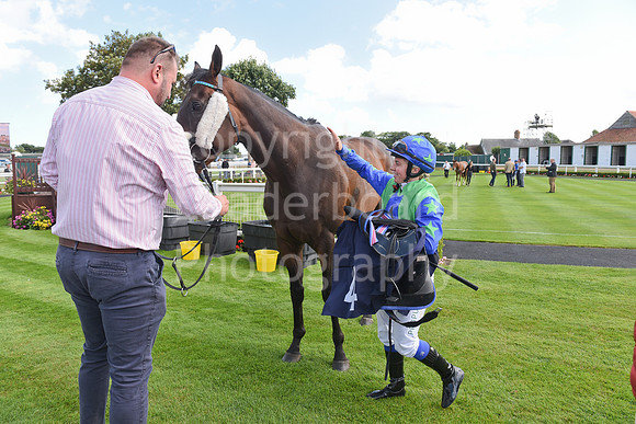 Gt_Yarm_25_Aug_Family_Raceday_2024-36