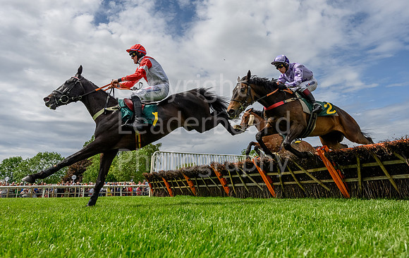 007_FAKENHAM_RACES_JUNE_2019