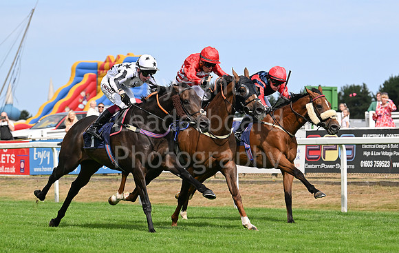 Gt_Yarm_24_Aug_2025-23