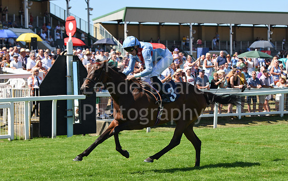 Gt_Yarm_Races_10_Aug_2022-21
