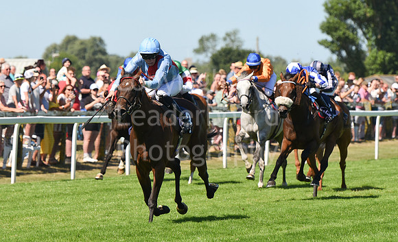 Gt_Yarm_Races_10_Aug_2022-16