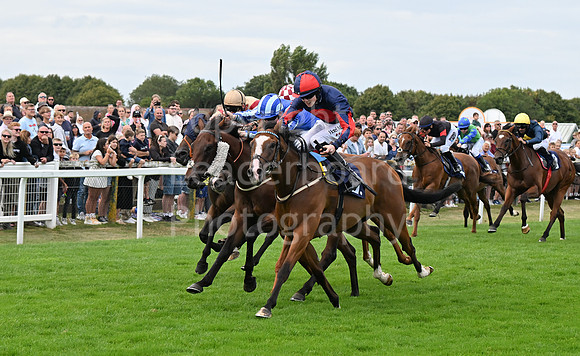 Gt_Yarm_25_Aug_Family_Raceday_2024-206