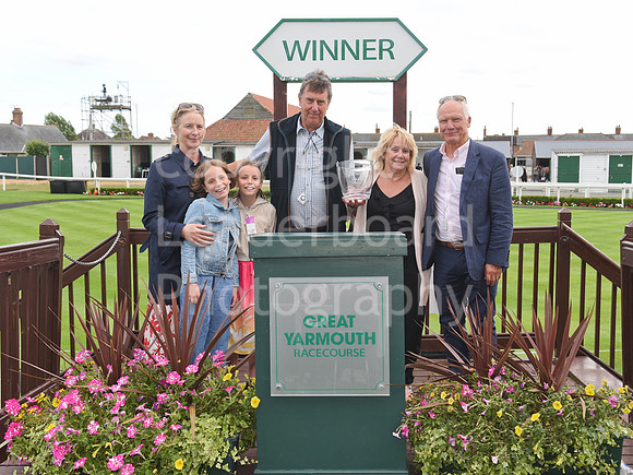 Gt_Yarm_25_Aug_Family_Raceday_2024_Presentation-5