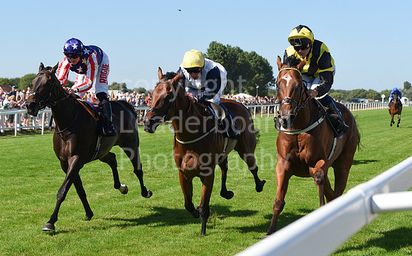 Gt_Yarm_Races_10_Aug_2022-99