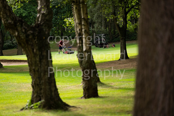 NB_094_Under_25_Woburn