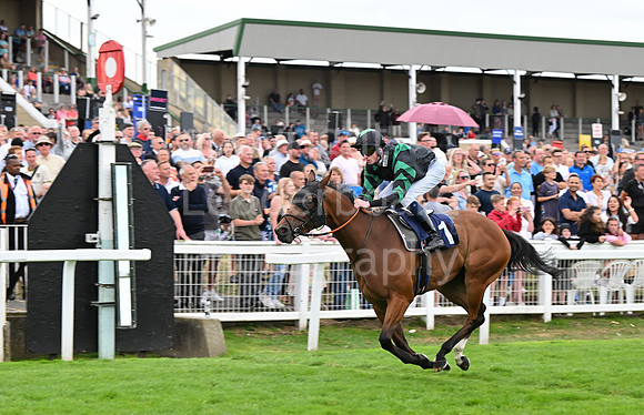 Gt_Yarm_25_Aug_Family_Raceday_2024-248