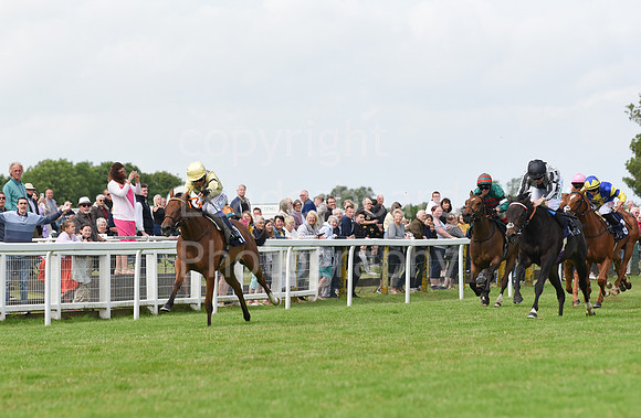 Gt_Yarm_Races_7th_July2021-111