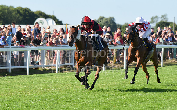 Gt_Yarm_Races_10_Aug_2022-154