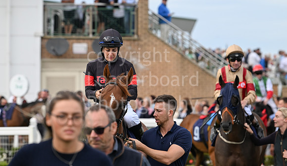 Gt_Yarm_25_Aug_Family_Raceday_2024-181
