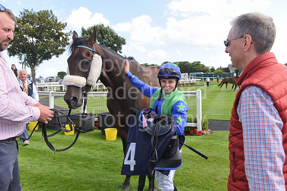 Gt_Yarm_25_Aug_Family_Raceday_2024-38