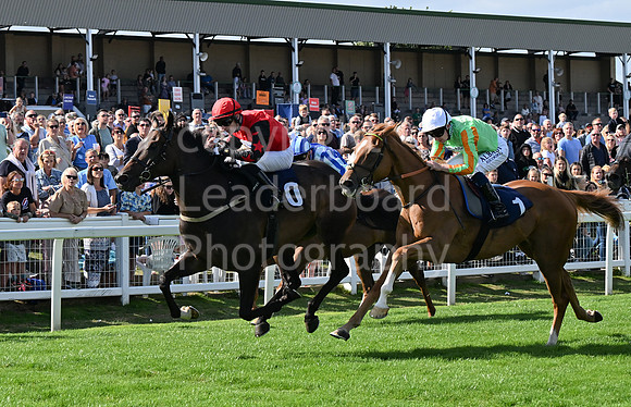 Gt_Yarm_25_Aug_Family_Raceday_2024-112