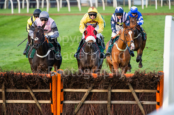 NB0_3784