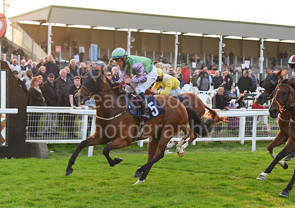 Gt_Yarm_Races_14_July2021-192