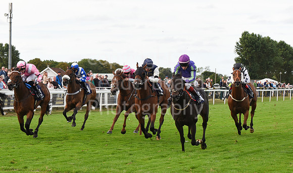 Gt_Yarm_Races_13_Sept8-227