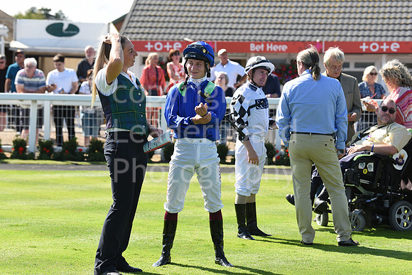 Gt_Yarm_Races_28_Aug_2022-73