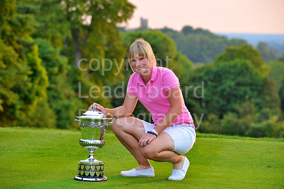 Davis_girls_winner_02_2011