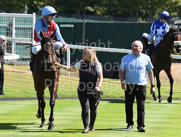Gt_Yarm_Races_10_Aug_2022-24