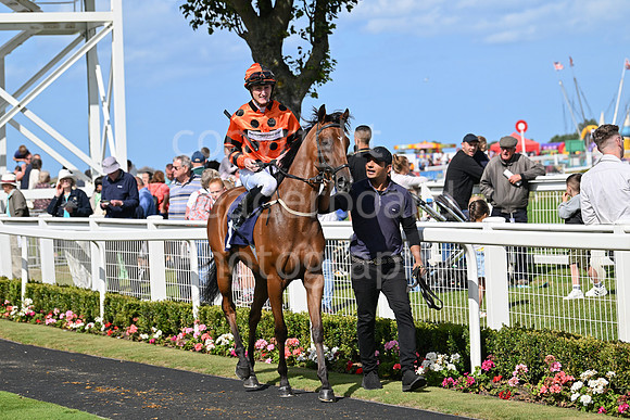 Gt_Yarm_25_Aug_Family_Raceday_2024-59