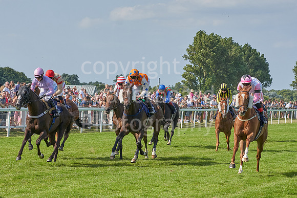 Great Yarmouth  Race Six 11th Aug 2021 0475