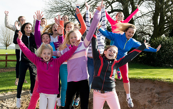 LB_Girls_Golf_Rocks_Dorset_416