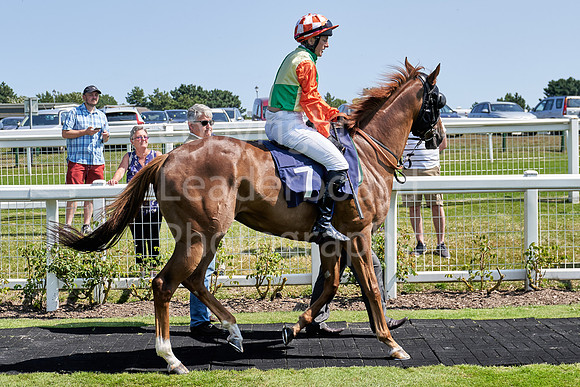 Great Yarmouth  Race One 11th Aug 2021 0151