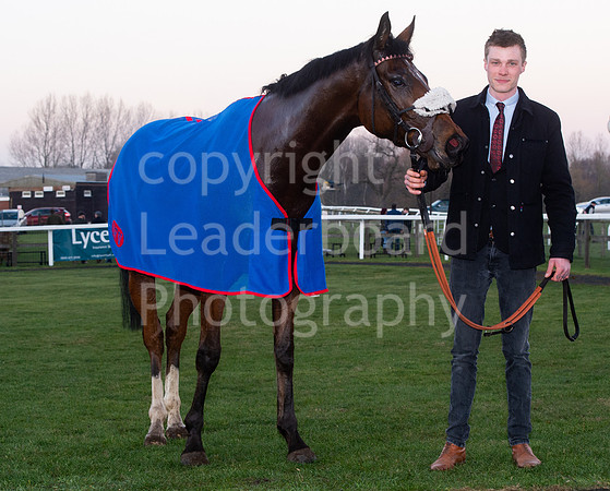 NB_123_Fakenham_Lycetts_Raceday