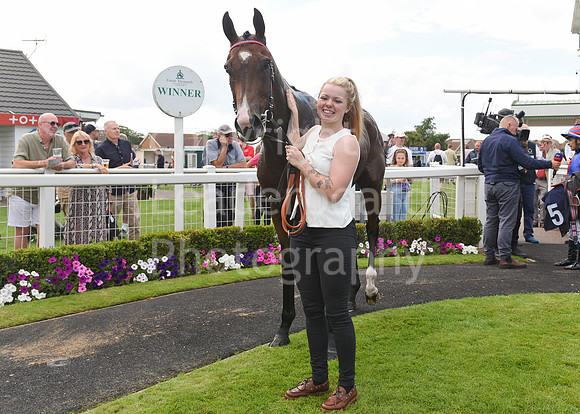 Gt_Yarm_28_July_2025_Groom-5