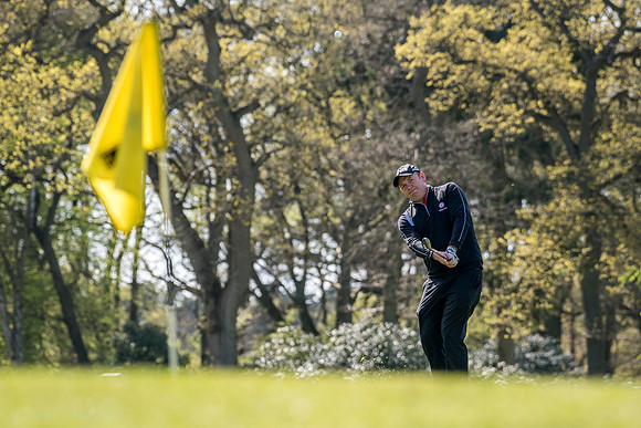 80_ENGLAND_GOLF_ACTION_2016