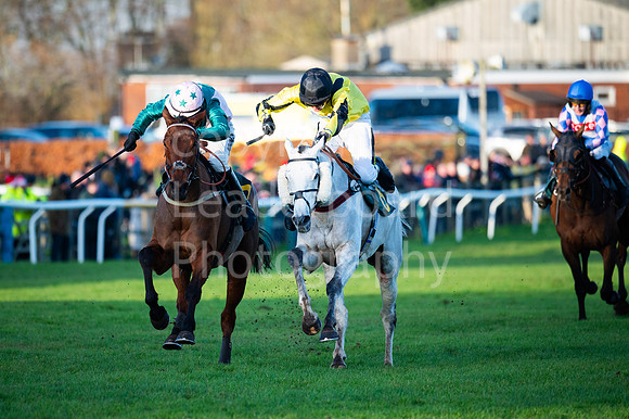 24IB_Fakenham_Races_December_137