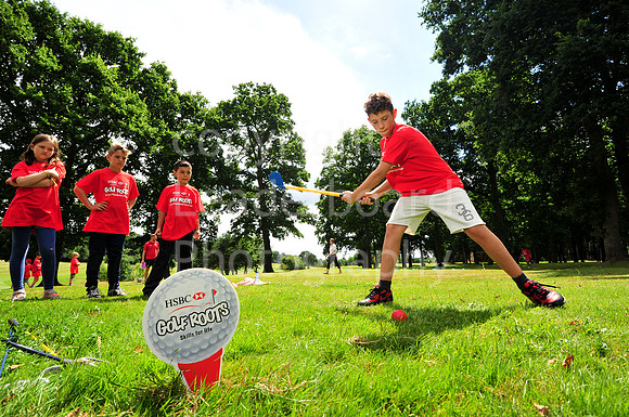 NB_073_HSBC_Golf_Foundation