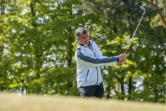 60_ENGLAND_GOLF_ACTION_2016