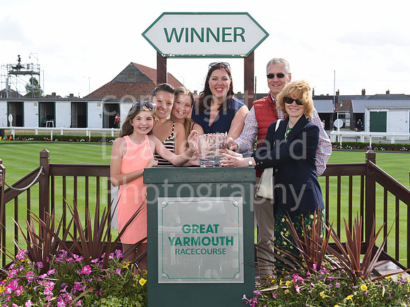 Gt_Yarm_25_Aug_Family_Raceday_2024_Presentation-1