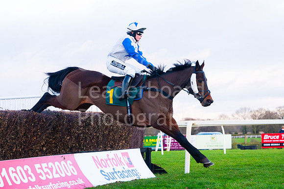 24IB_Fakenham_Races_December_180