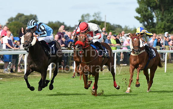 Gt_Yarm_Races_13_Sept8-34
